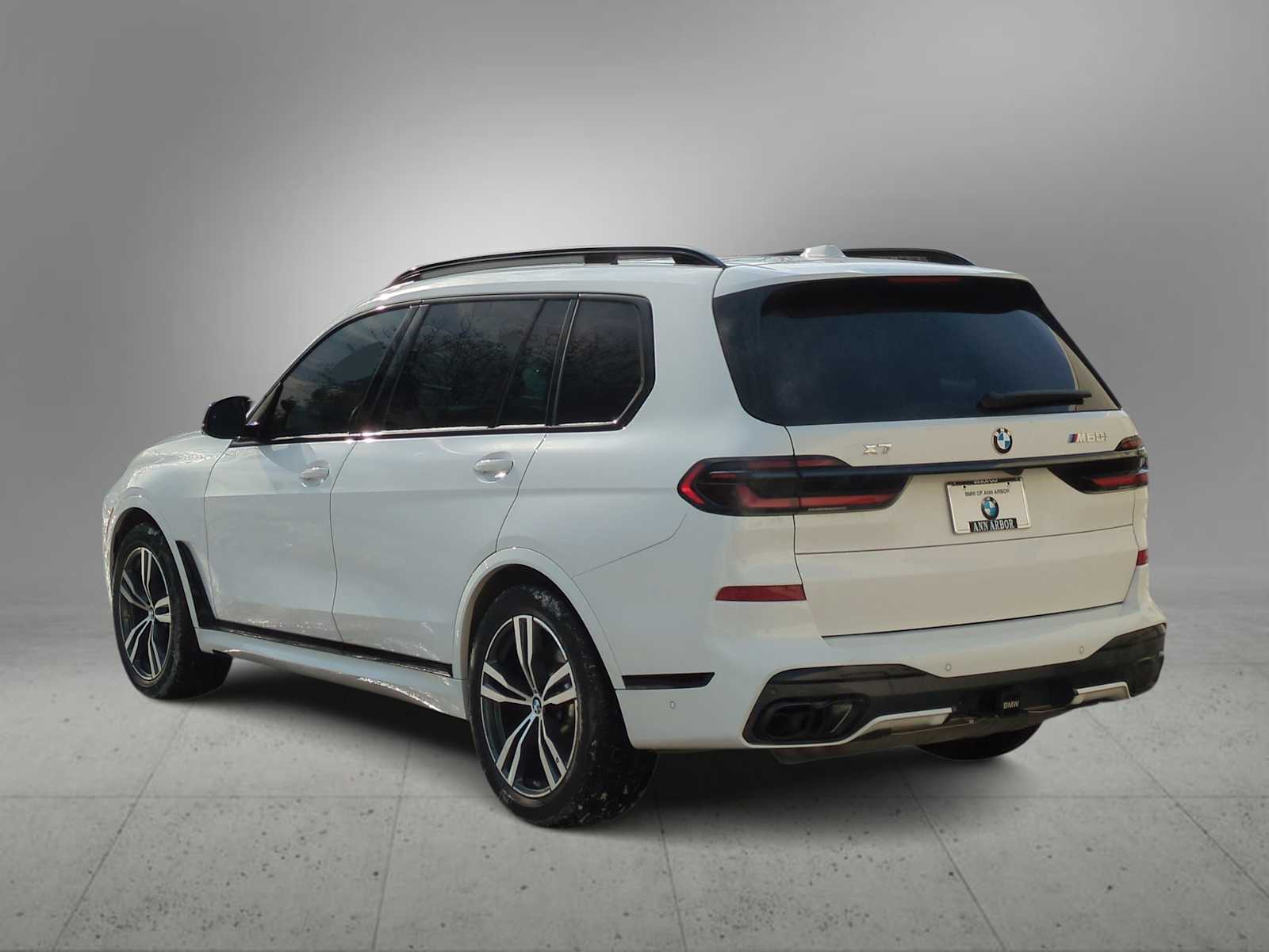 Thumbnail: 2025 BMW X7 - 6