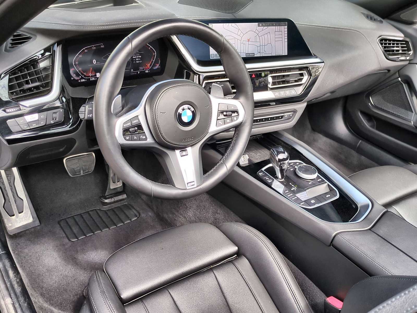Thumbnail: 2025 BMW Z4 - 10