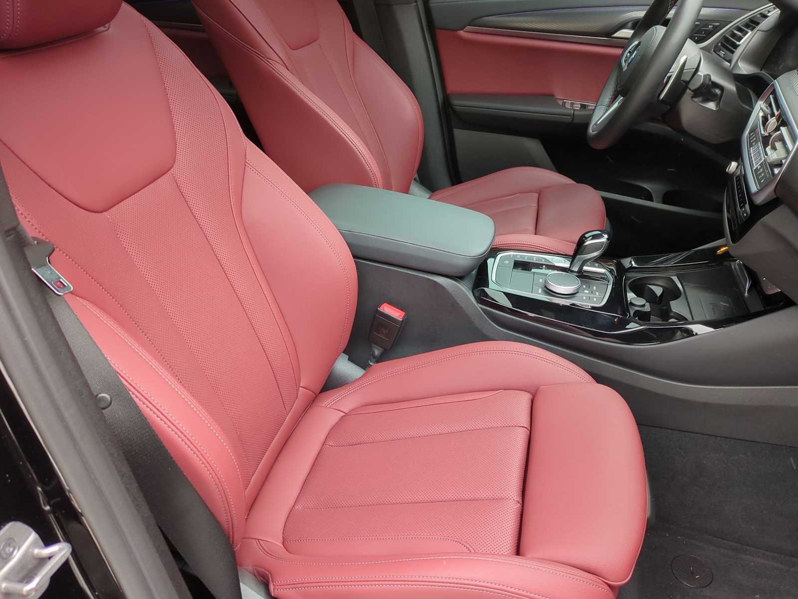 Thumbnail: 2024 BMW X3 - 23