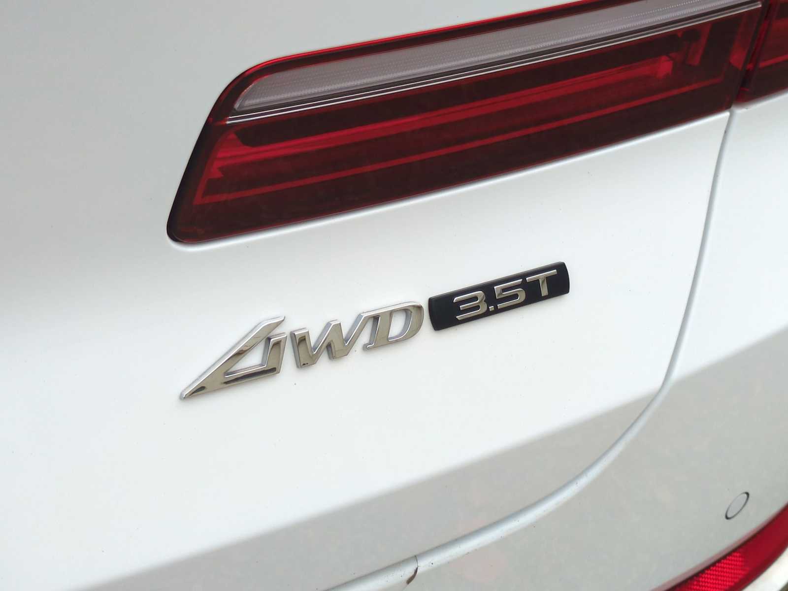 Thumbnail: 2022 Genesis GV80 - 39