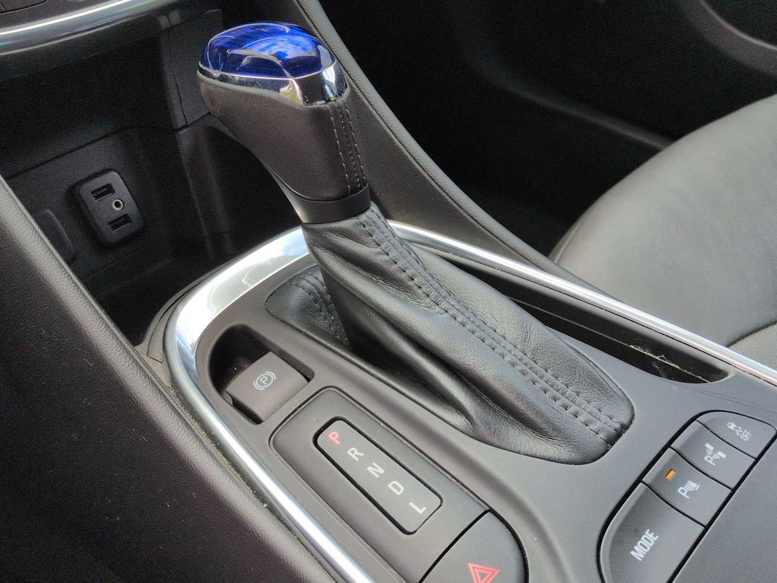 Thumbnail: 2016 Chevrolet Volt - 31