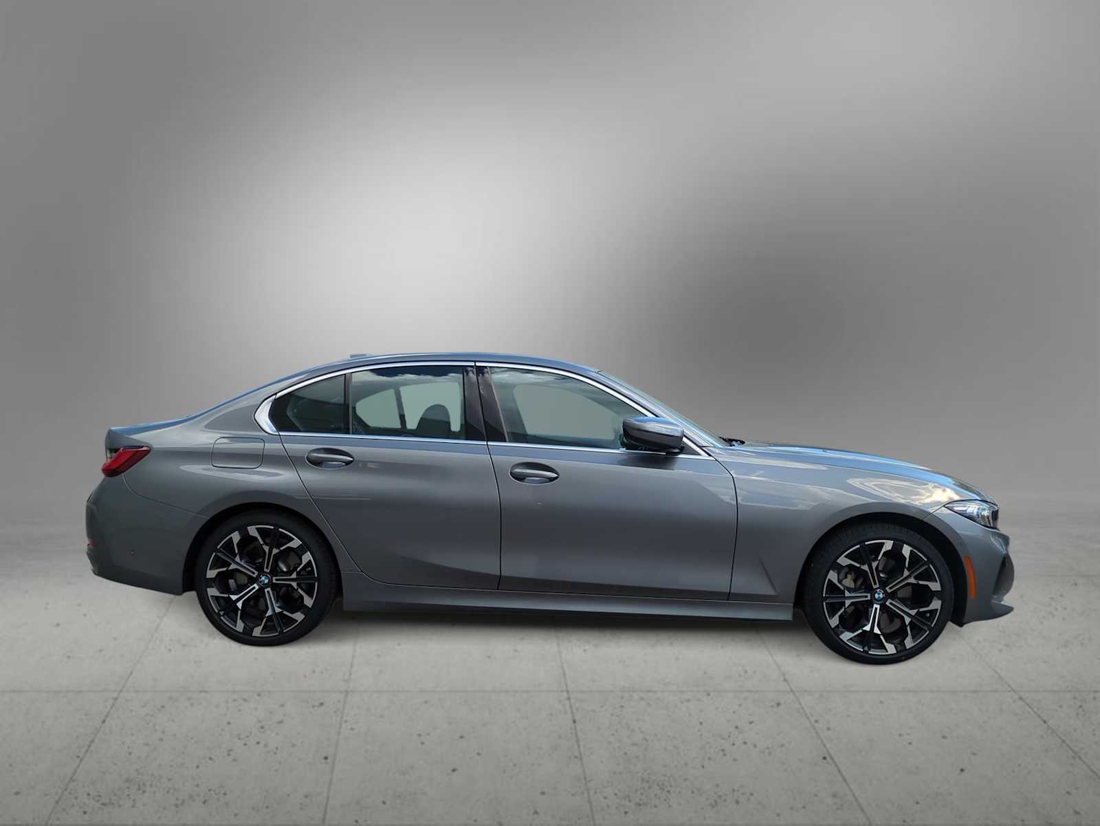 Thumbnail: 2025 BMW 3 Series - 9
