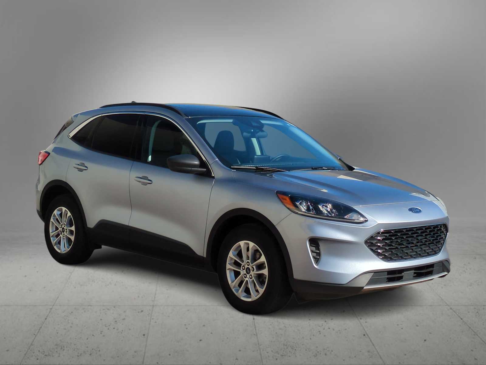 Thumbnail: 2022 Ford Escape - 2