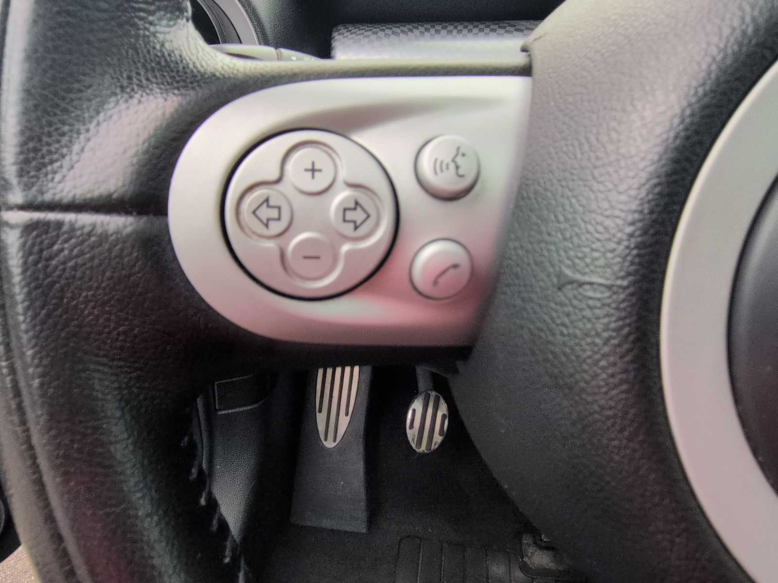 Thumbnail: 2009 MINI Cooper - 19