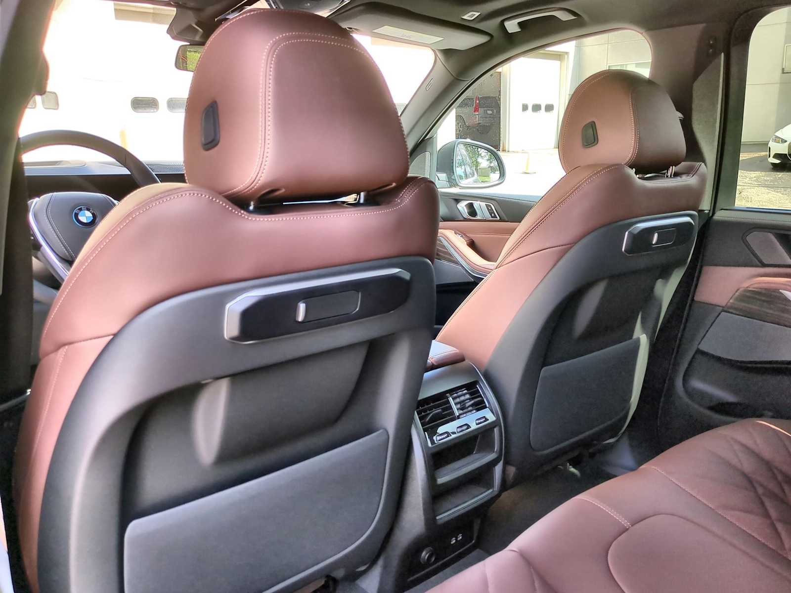 Thumbnail: 2026 BMW X5 - 18