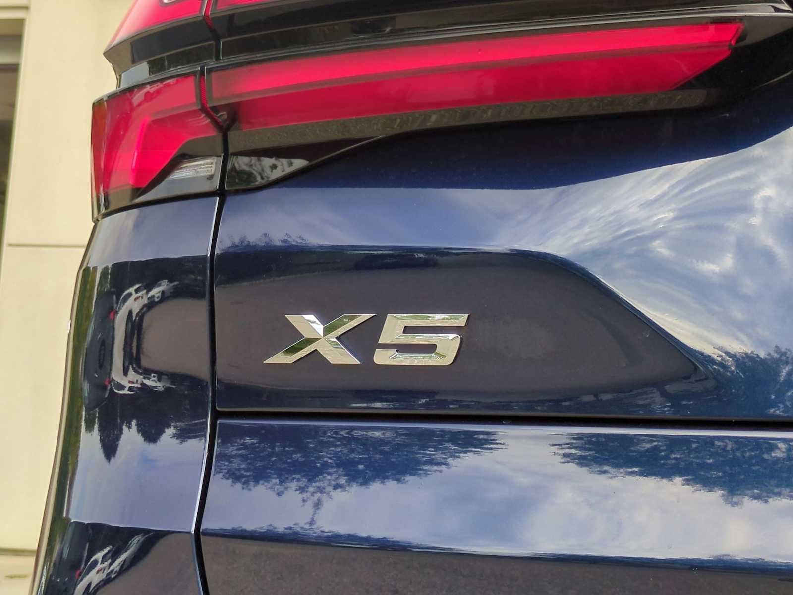 Thumbnail: 2026 BMW X5 - 13