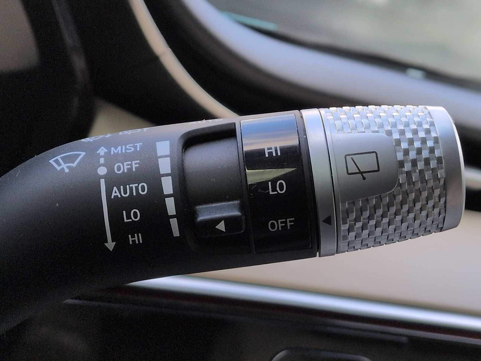 Thumbnail: 2022 Genesis GV70 - 26