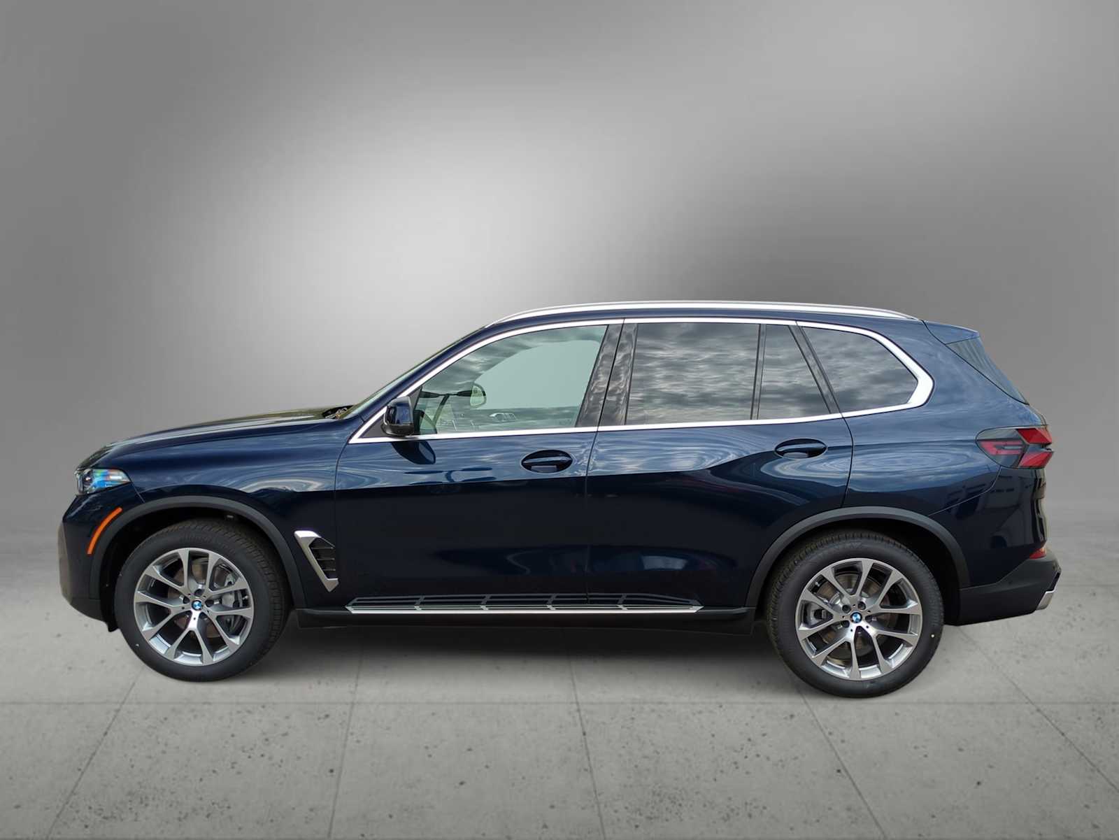 Thumbnail: 2026 BMW X5 - 5