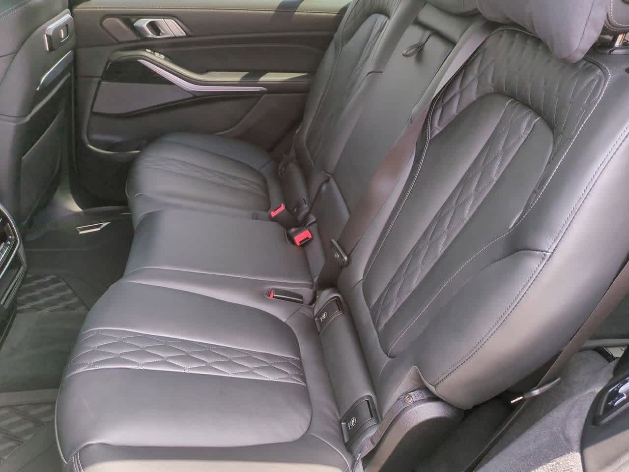 Thumbnail: 2025 BMW X7 - 19