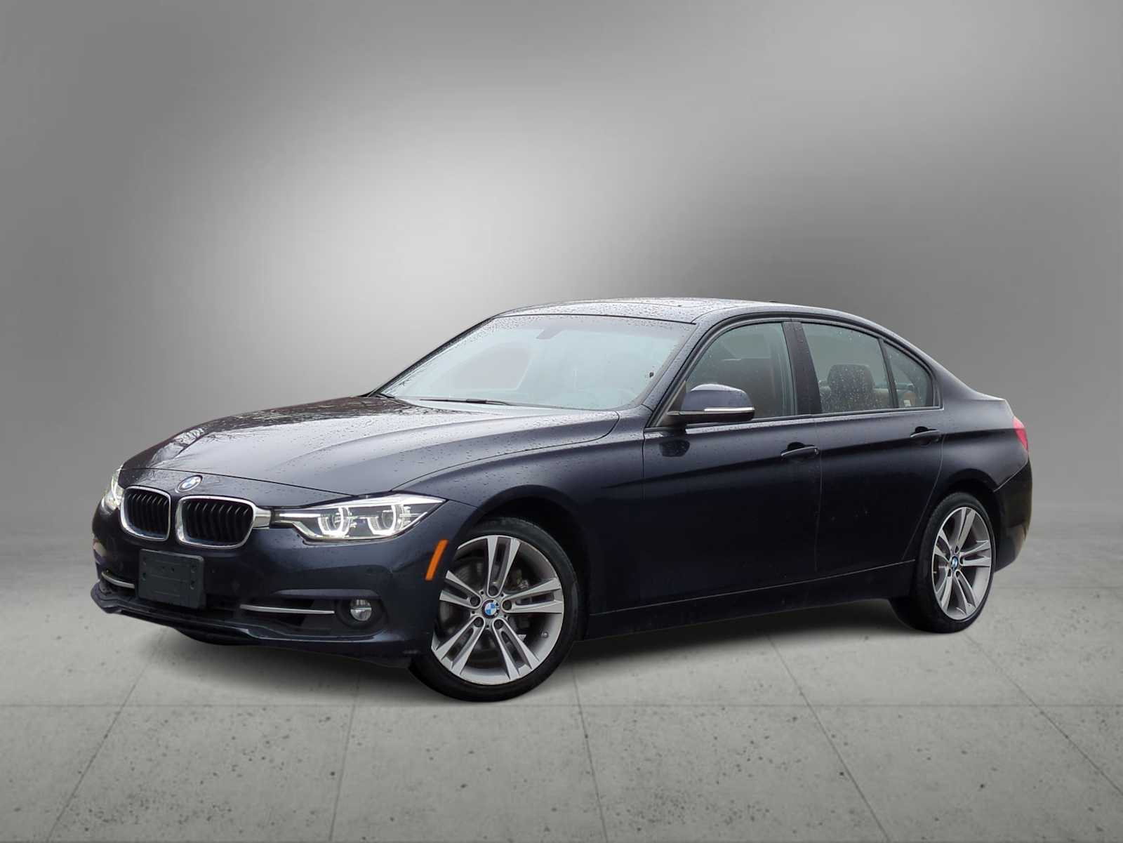 Thumbnail: 2016 BMW 3 Series - 1