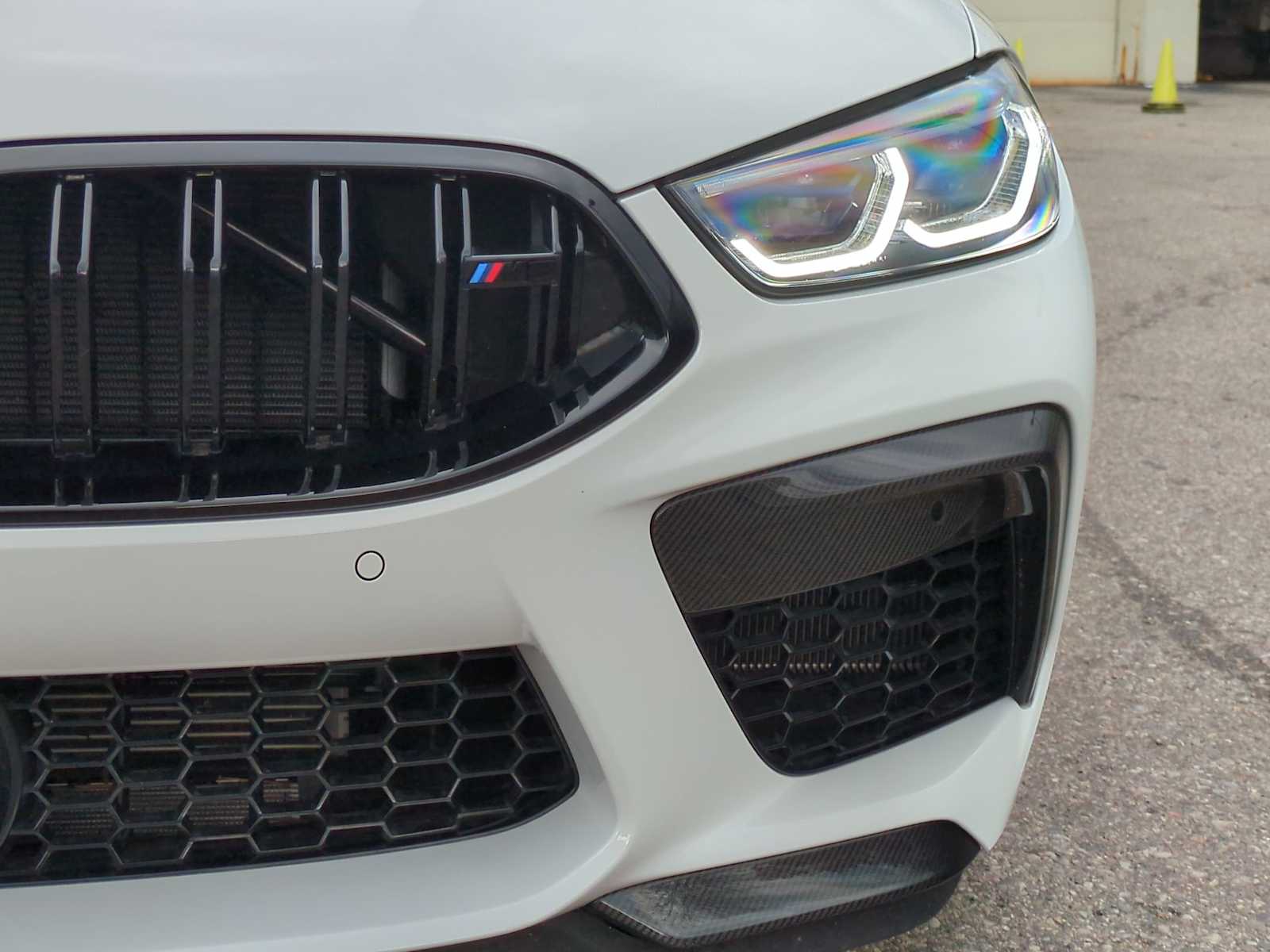 Thumbnail: 2025 BMW M8 - 11