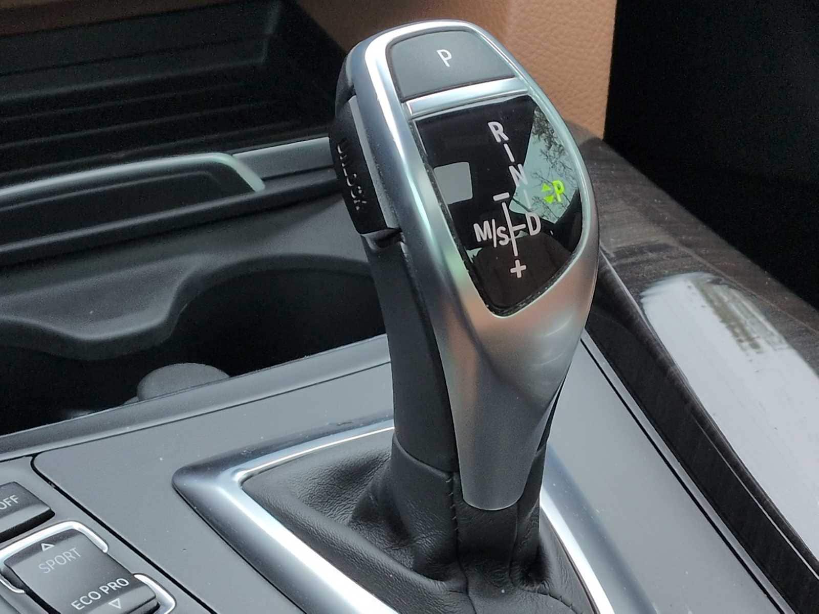 Thumbnail: 2016 BMW 4 Series - 38