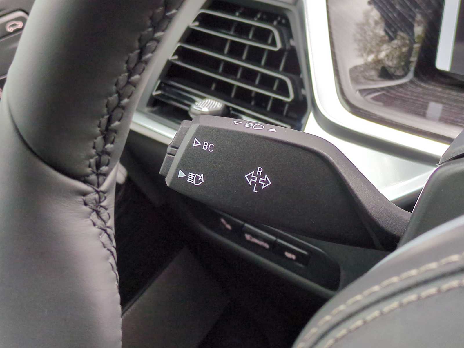 Thumbnail: 2026 BMW X6 - 28