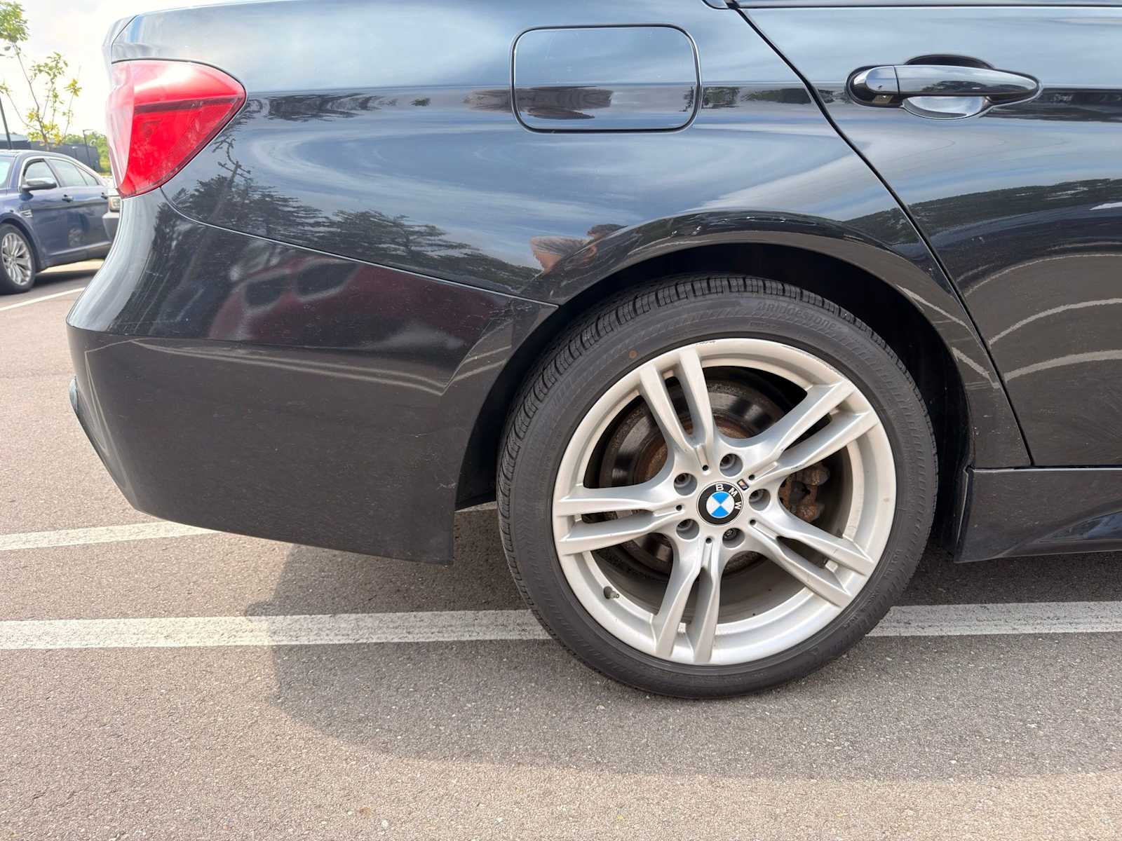 Thumbnail: 2018 BMW 3 Series - 11