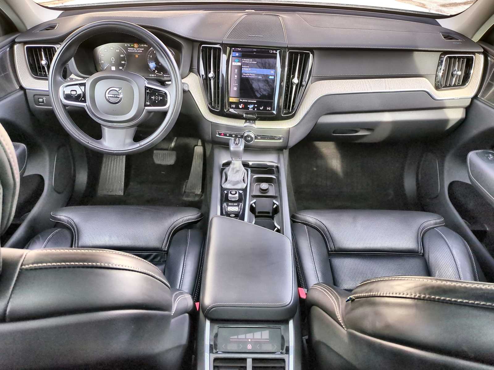 Thumbnail: 2021 Volvo XC60 - 15