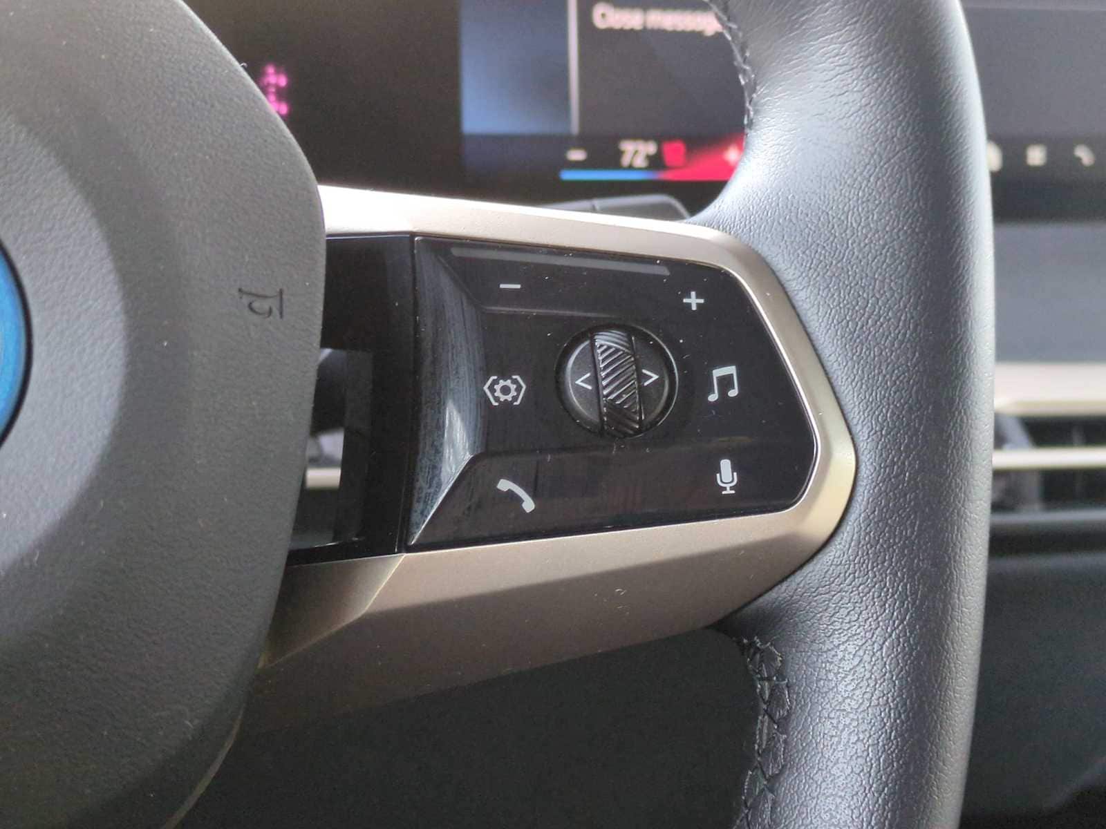 Thumbnail: 2025 BMW iX - 26