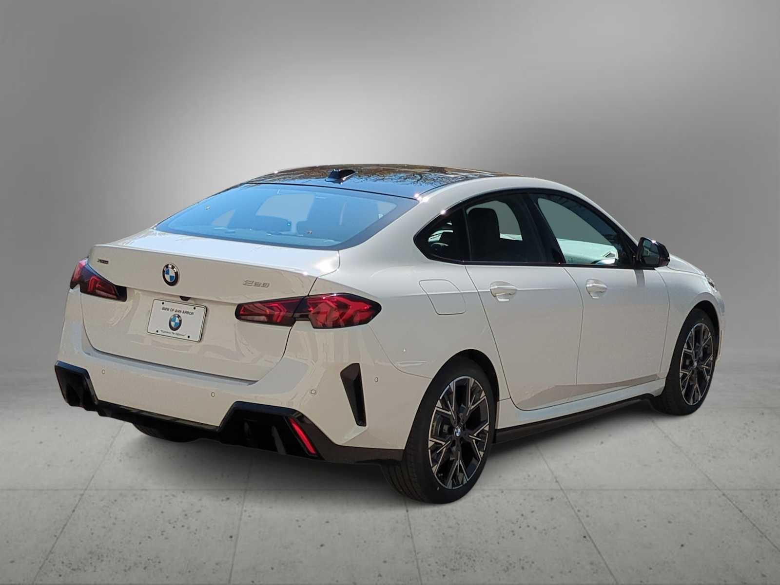 Thumbnail: 2026 BMW 2 Series - 8