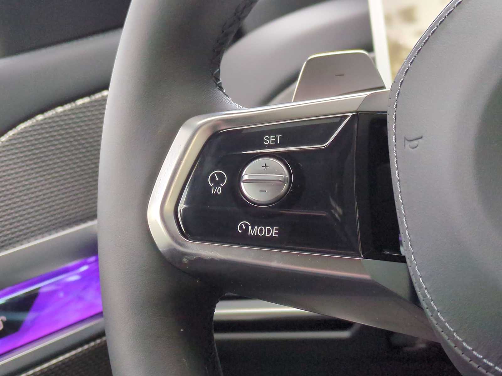 Thumbnail: 2025 BMW 7 Series - 26