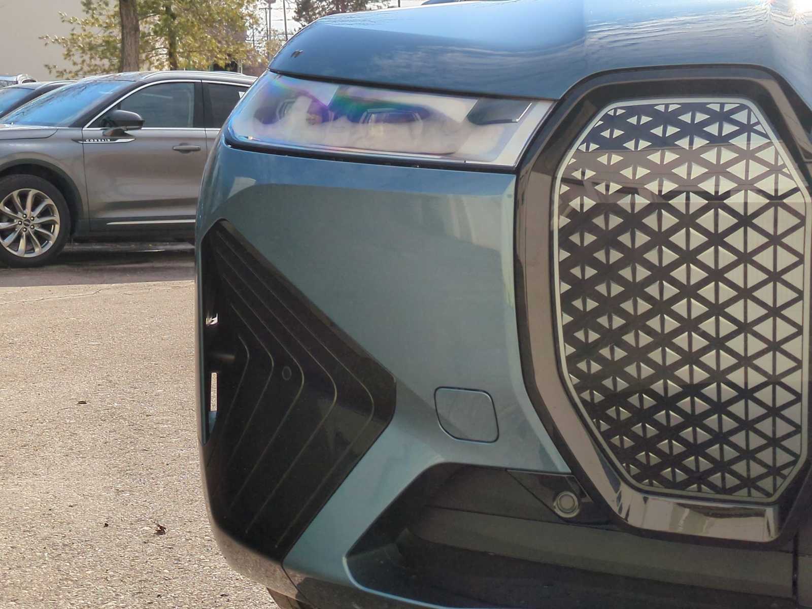 Thumbnail: 2025 BMW iX - 11