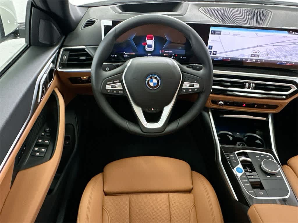 Thumbnail: 2024 BMW i4 - 18
