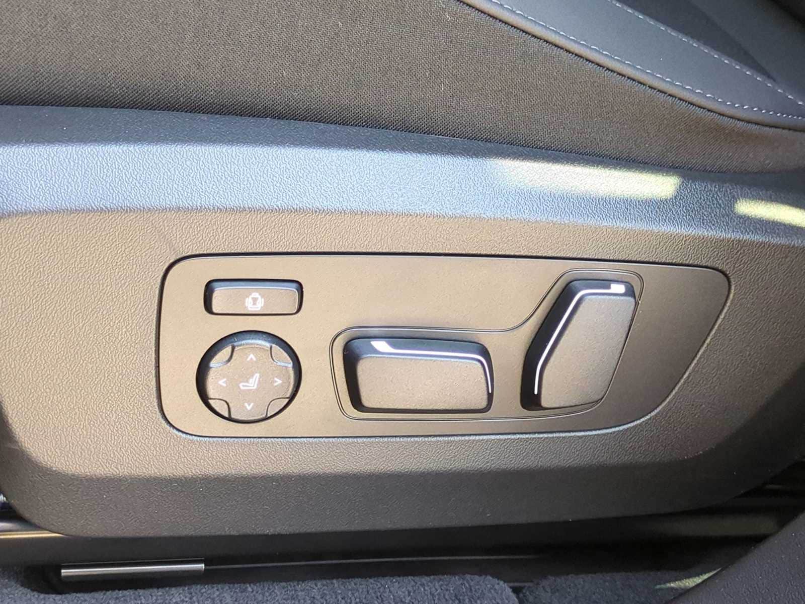 Thumbnail: 2026 BMW X3 - 17