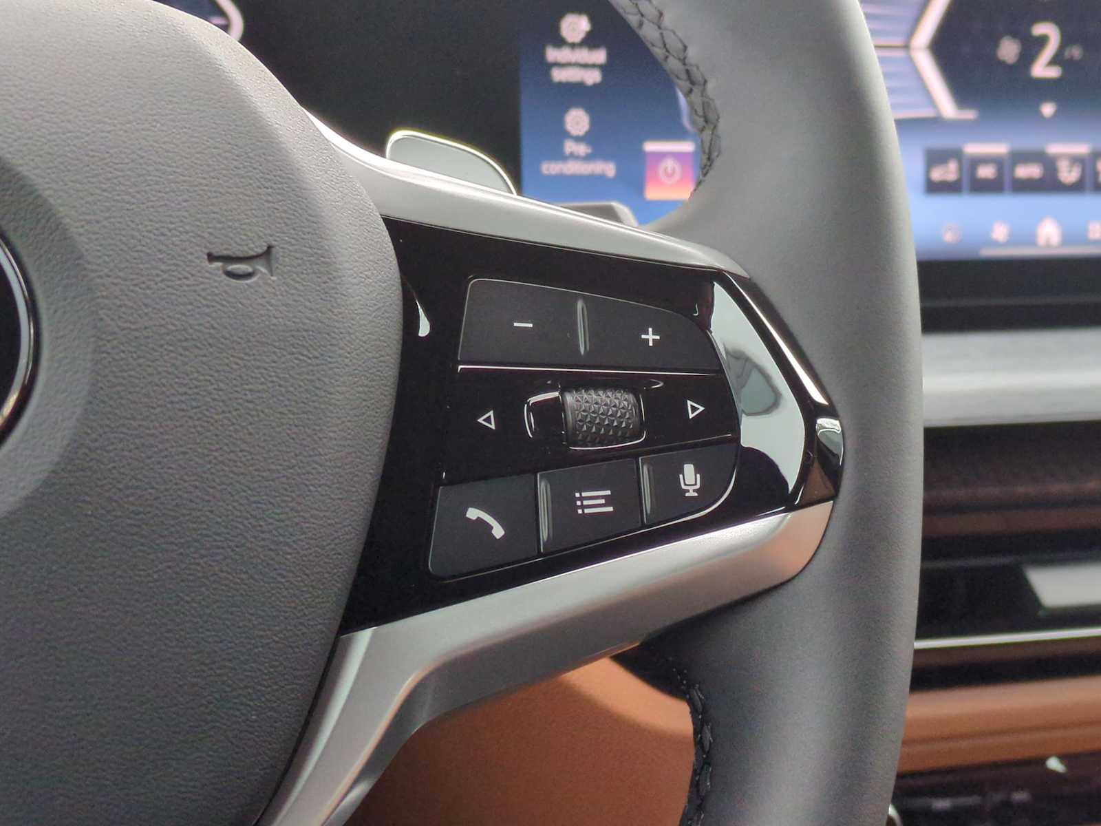 2026 BMW 3 Series 330i - Photo 26