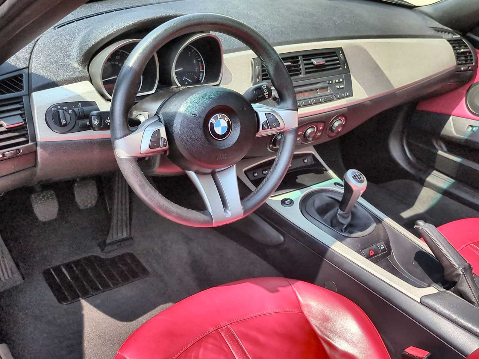 Thumbnail: 2005 BMW Z4 - 10