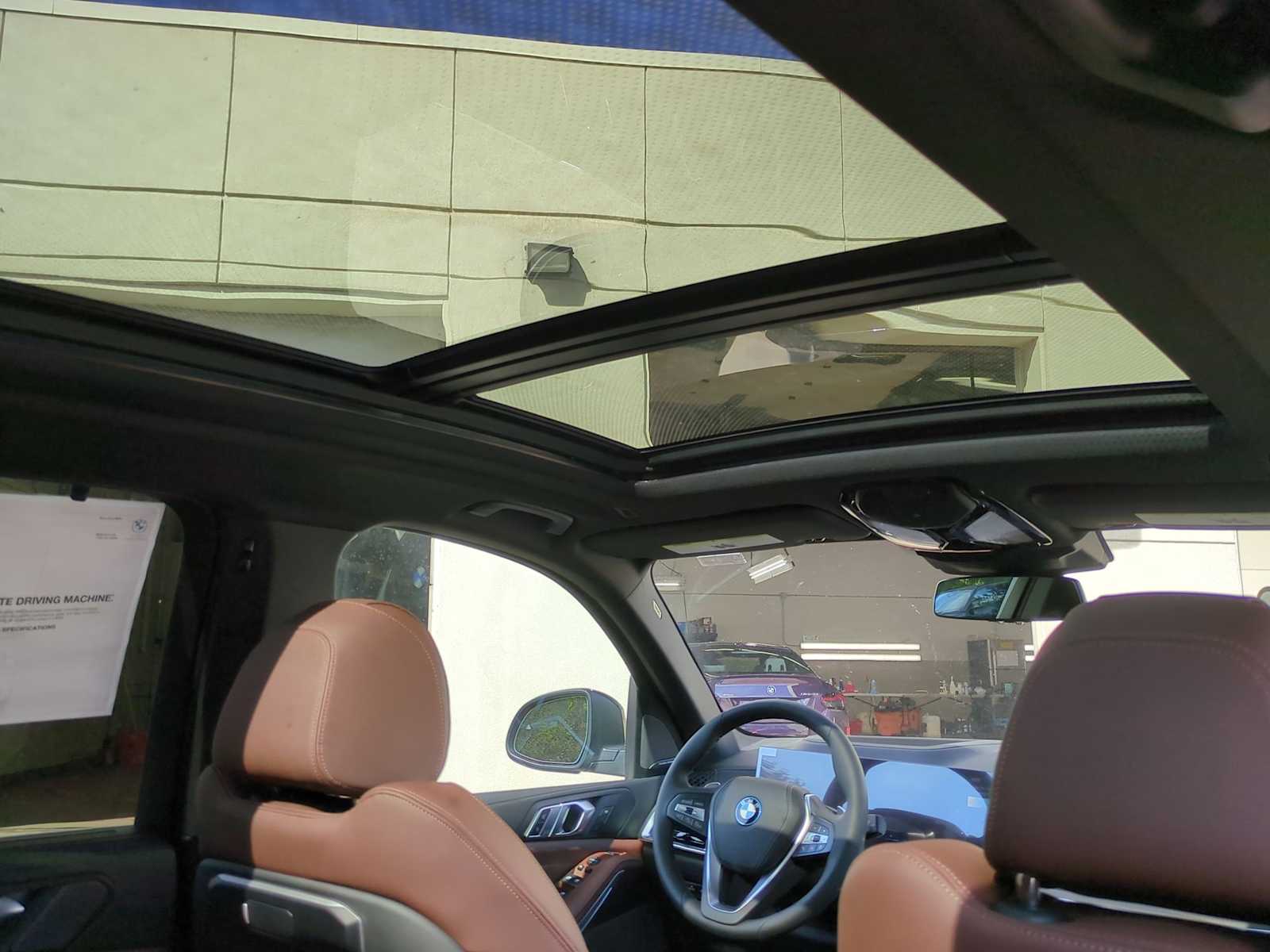 Thumbnail: 2026 BMW X5 - 22