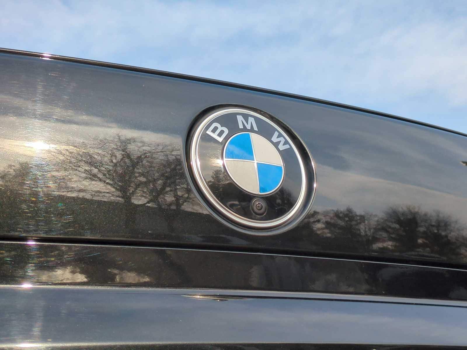 Thumbnail: 2024 BMW 7 Series - 12