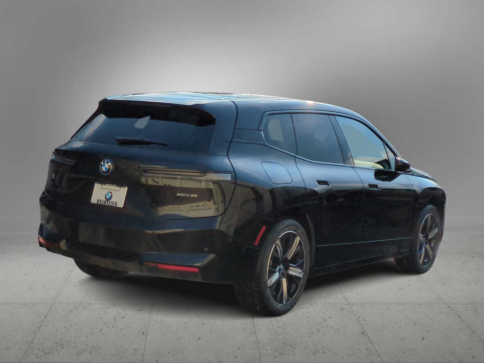 Thumbnail: 2025 BMW iX - 8