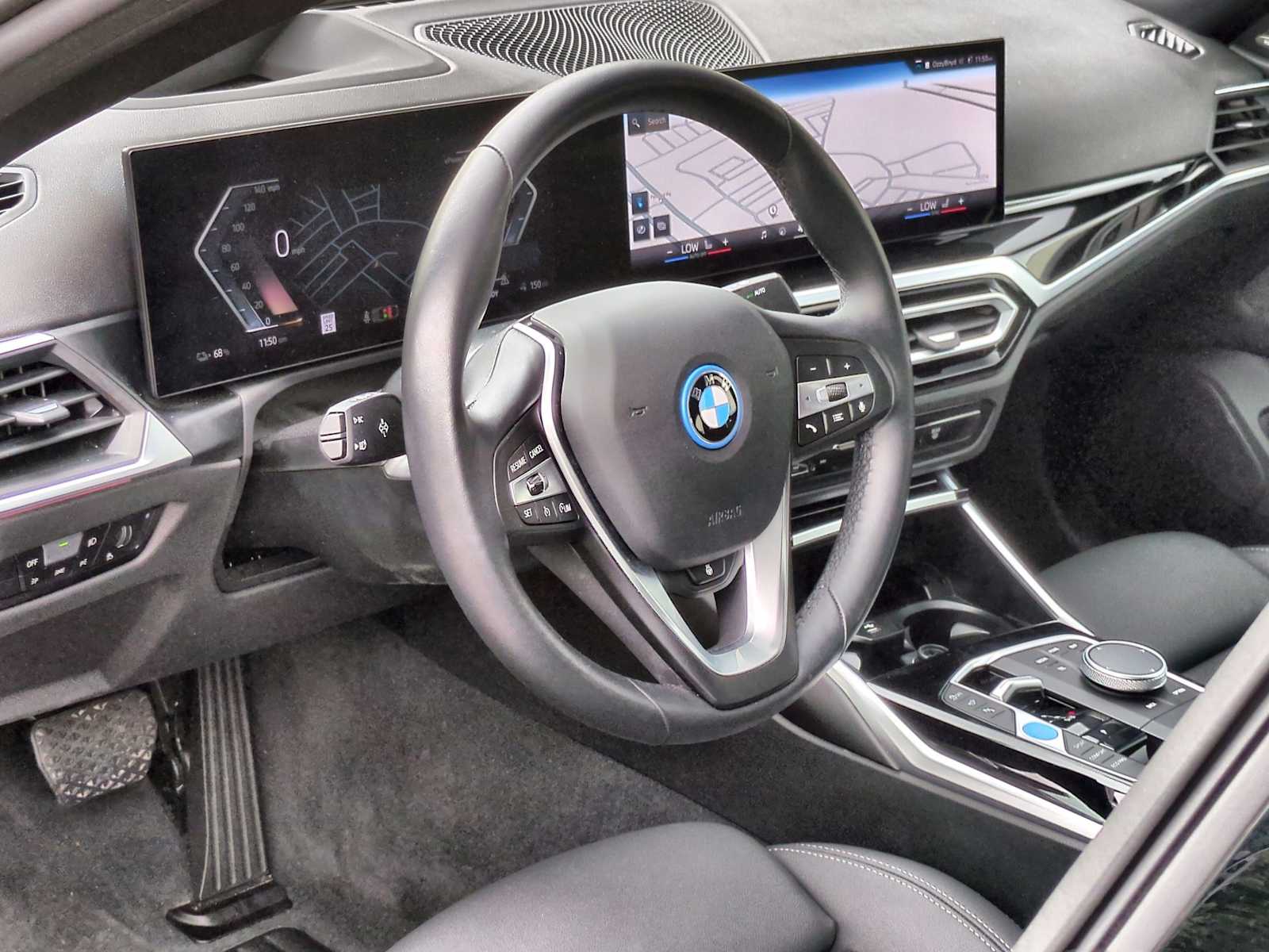 Thumbnail: 2024 BMW i4 - 10