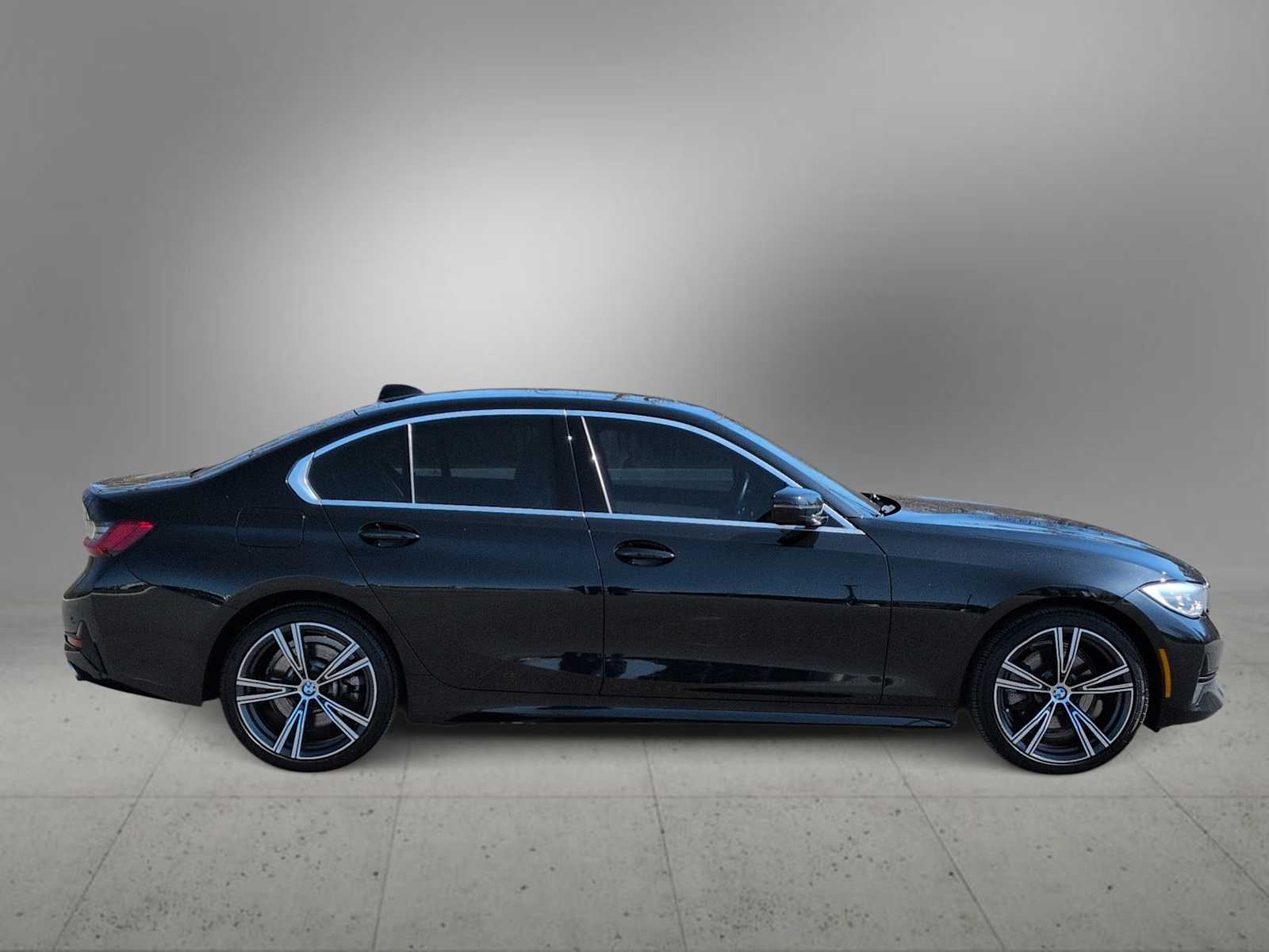 Thumbnail: 2021 BMW 3 Series - 9