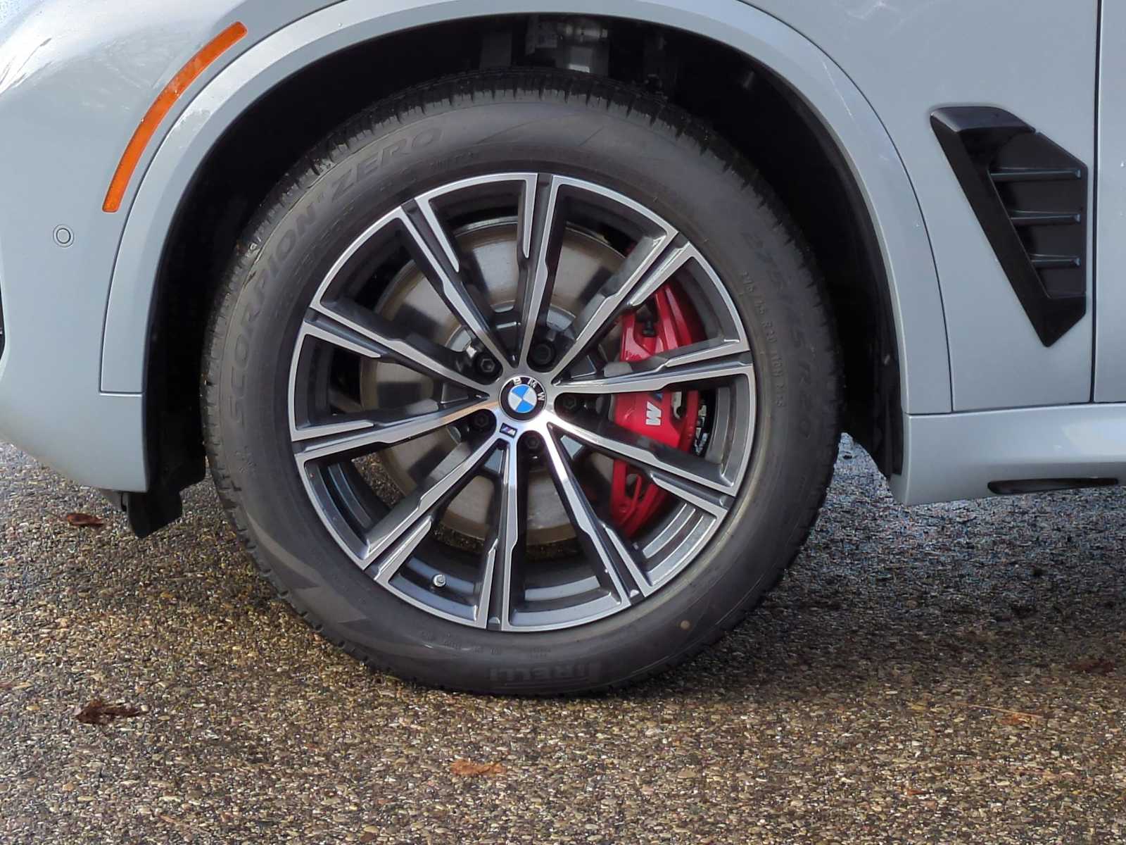 Thumbnail: 2026 BMW X5 - 13