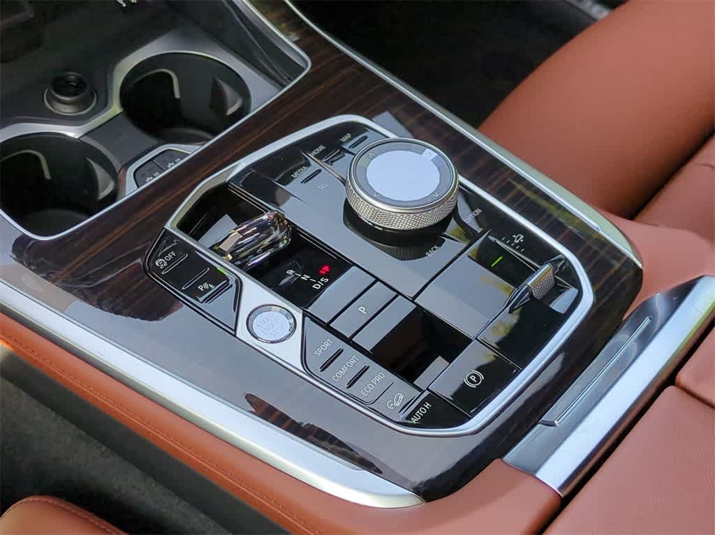 Thumbnail: 2025 BMW X7 - 34