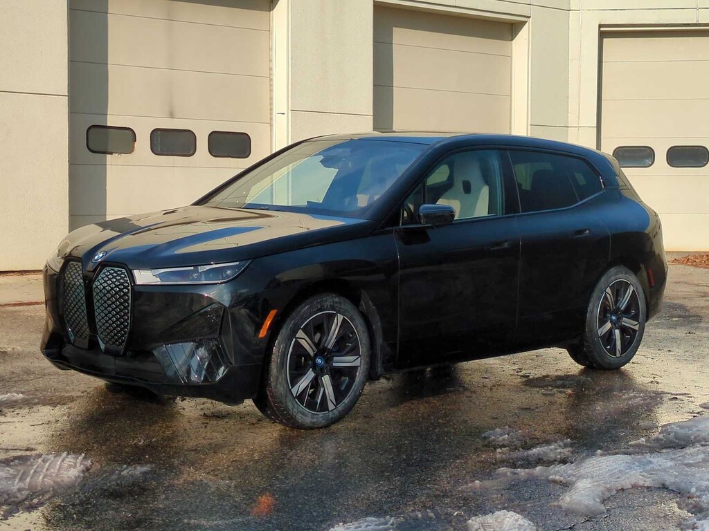 New 2025 BMW iX xDrive50 SUV