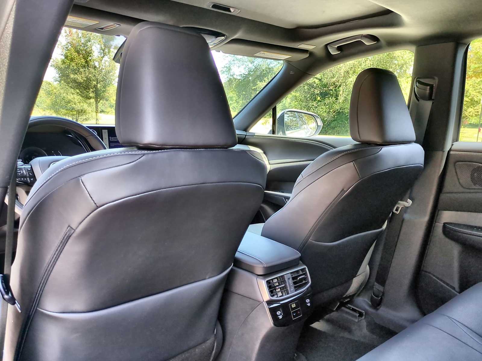 Thumbnail: 2023 Lexus RX - 18