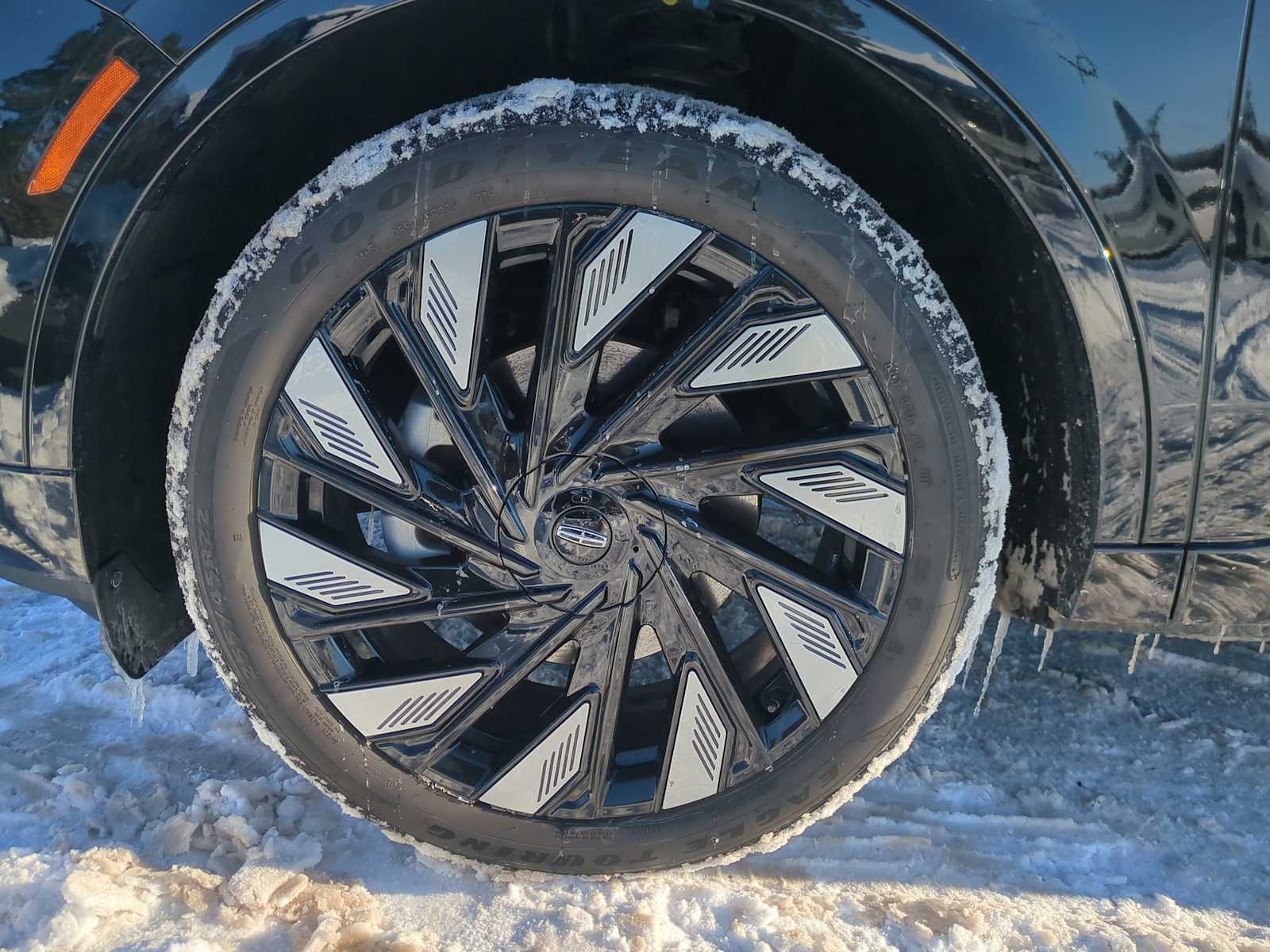 Thumbnail: 2024 Lincoln Nautilus - 21