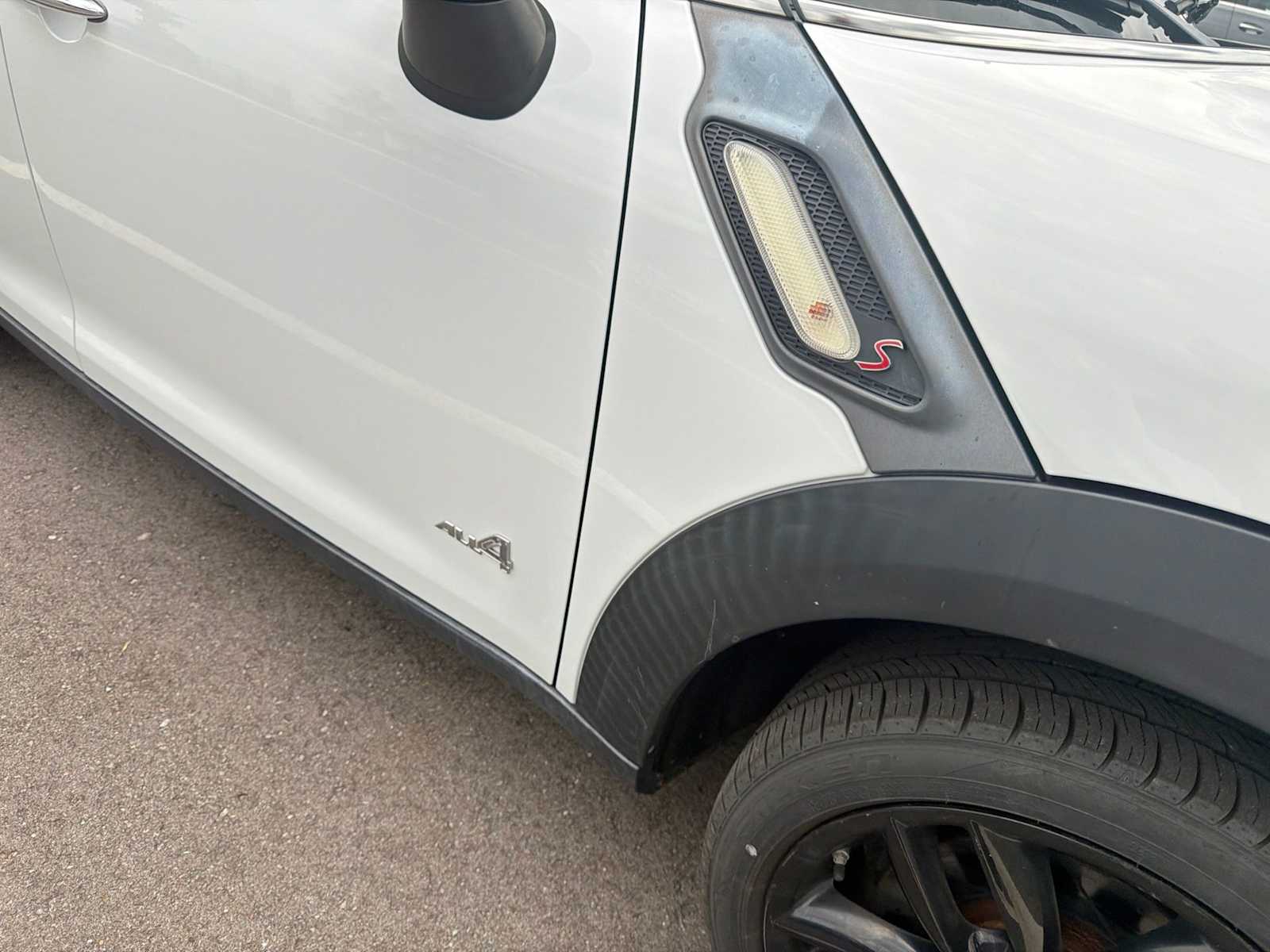 Thumbnail: 2014 MINI Cooper Countryman - 11