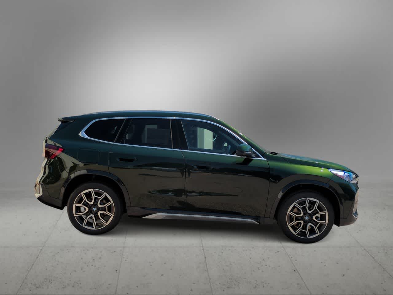 Thumbnail: 2025 BMW X1 - 9