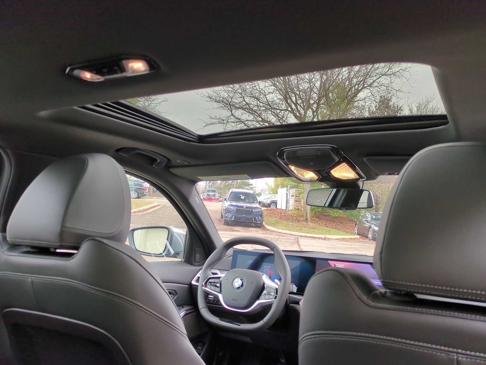 Thumbnail: 2025 BMW 3 Series - 23