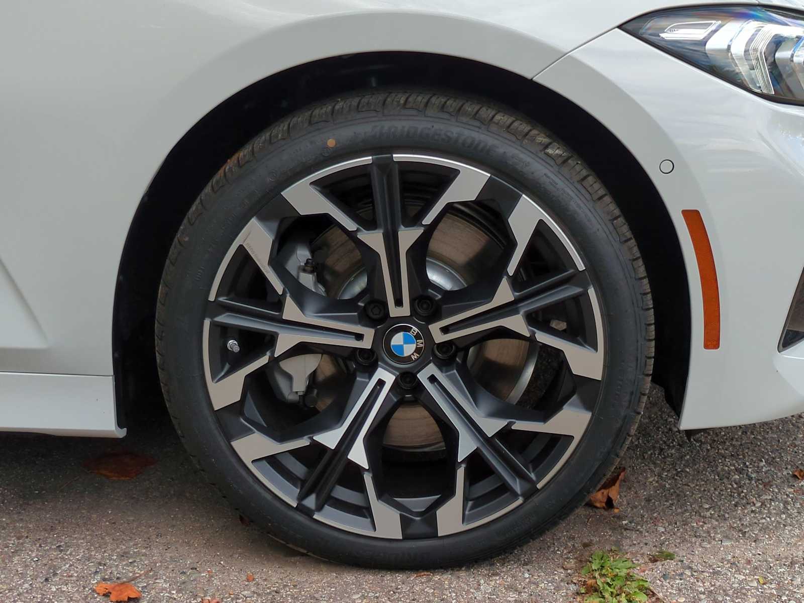 Thumbnail: 2025 BMW 3 Series - 14