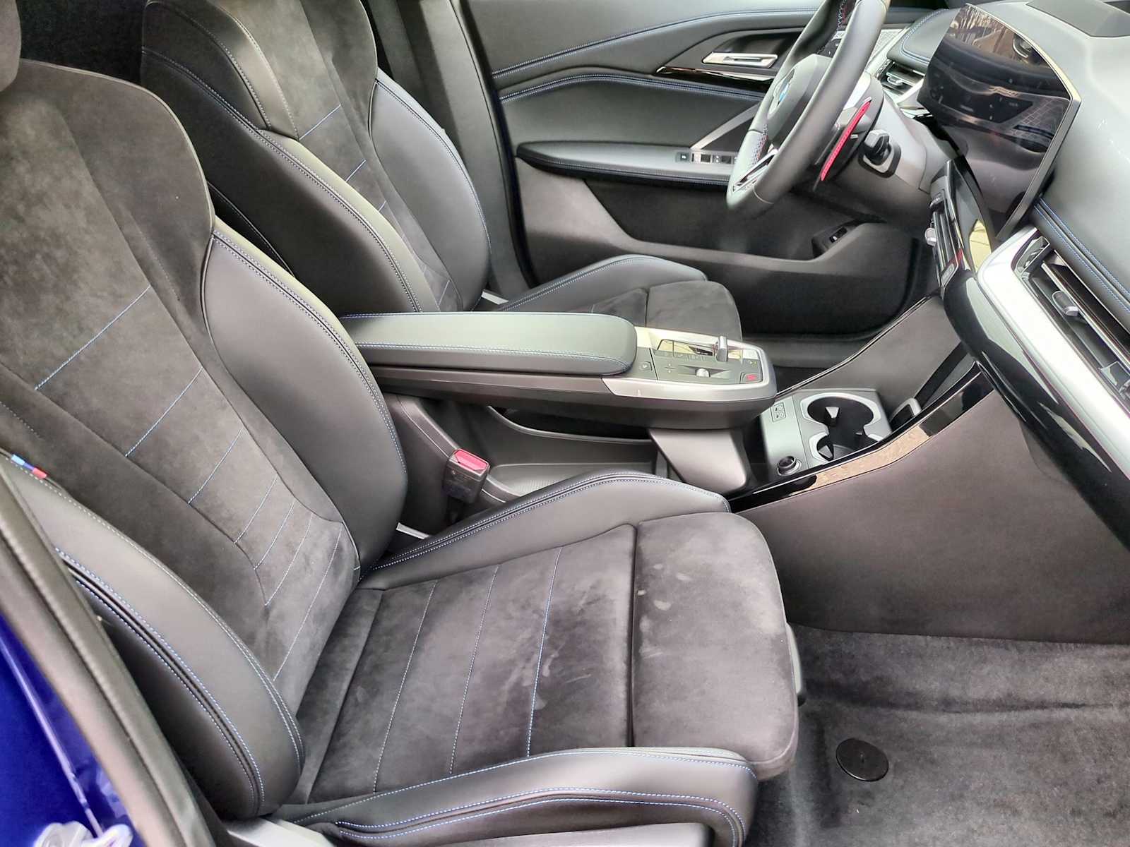 Thumbnail: 2025 BMW X1 - 23