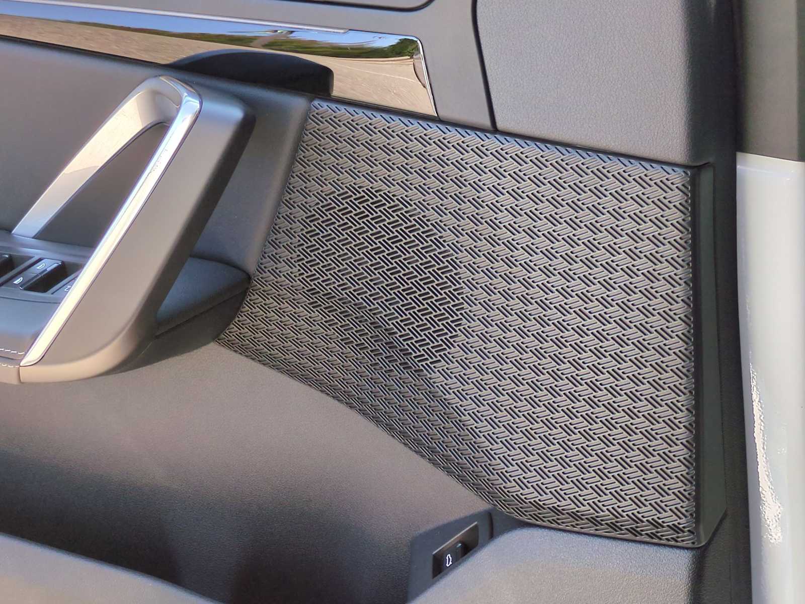Thumbnail: 2026 BMW X1 - 32