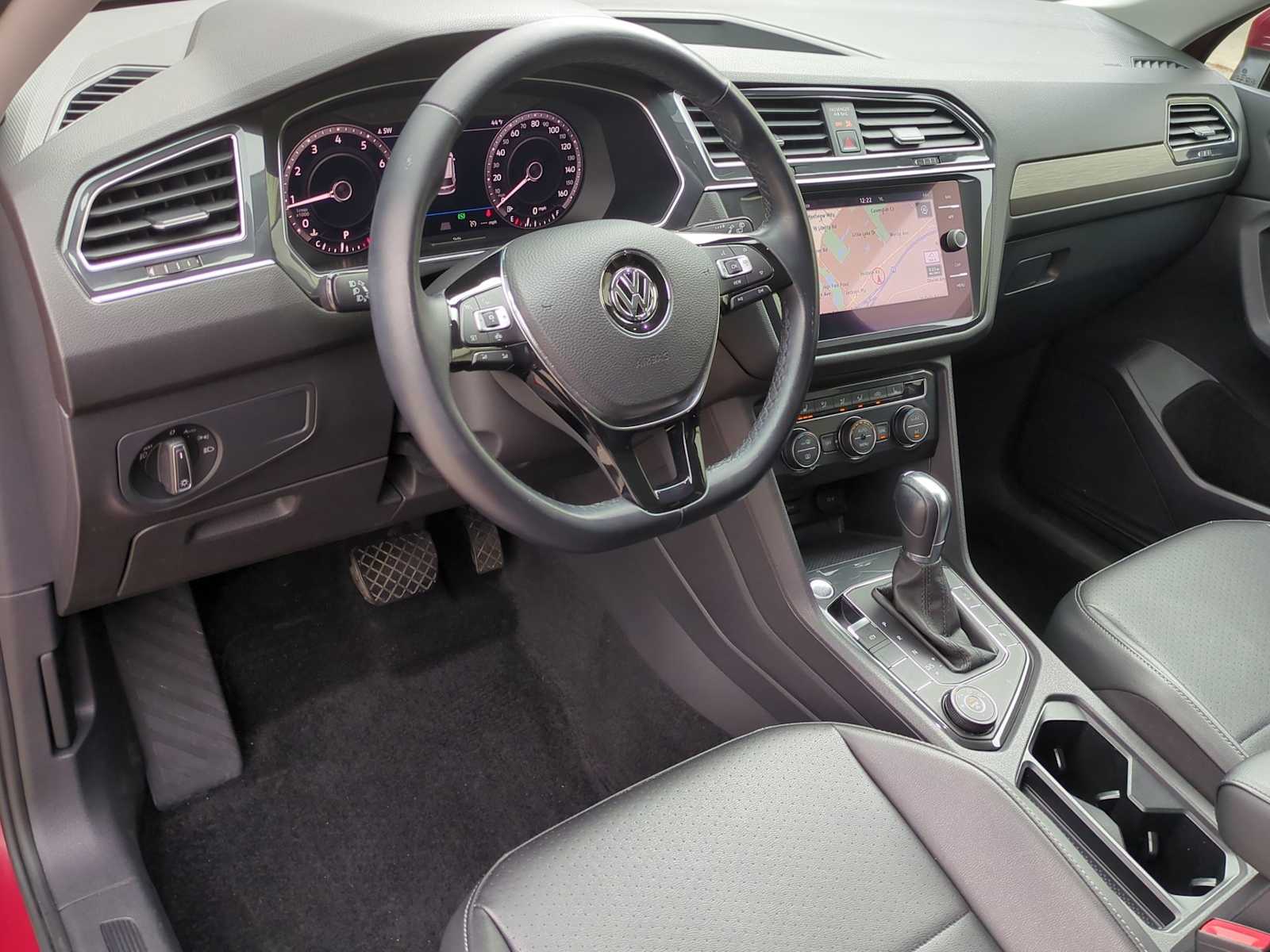 Thumbnail: 2019 Volkswagen Tiguan - 10