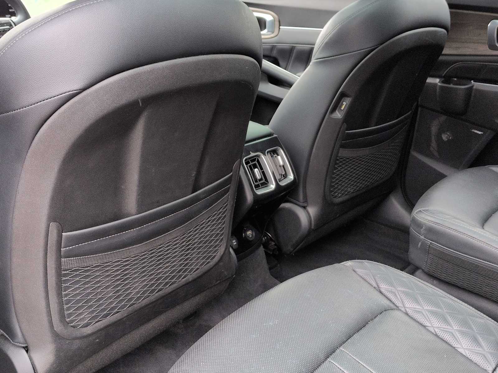 Thumbnail: 2021 Kia Sorento - 18