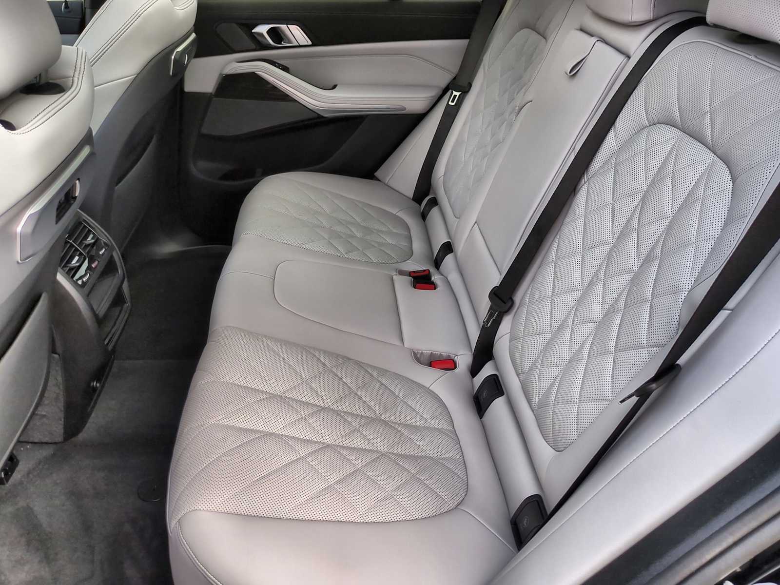 Thumbnail: 2026 BMW X5 - 20