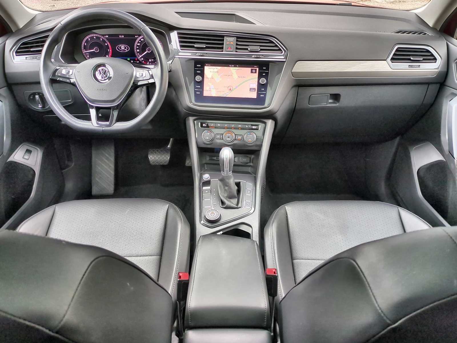 Thumbnail: 2019 Volkswagen Tiguan - 15