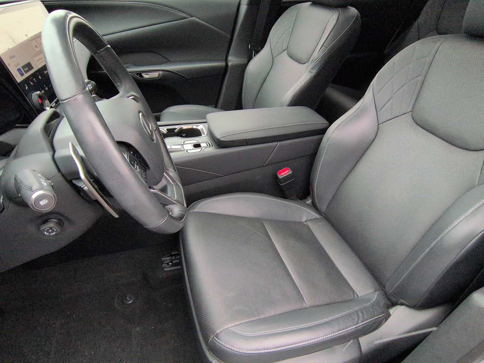 Thumbnail: 2023 Lexus RX - 22