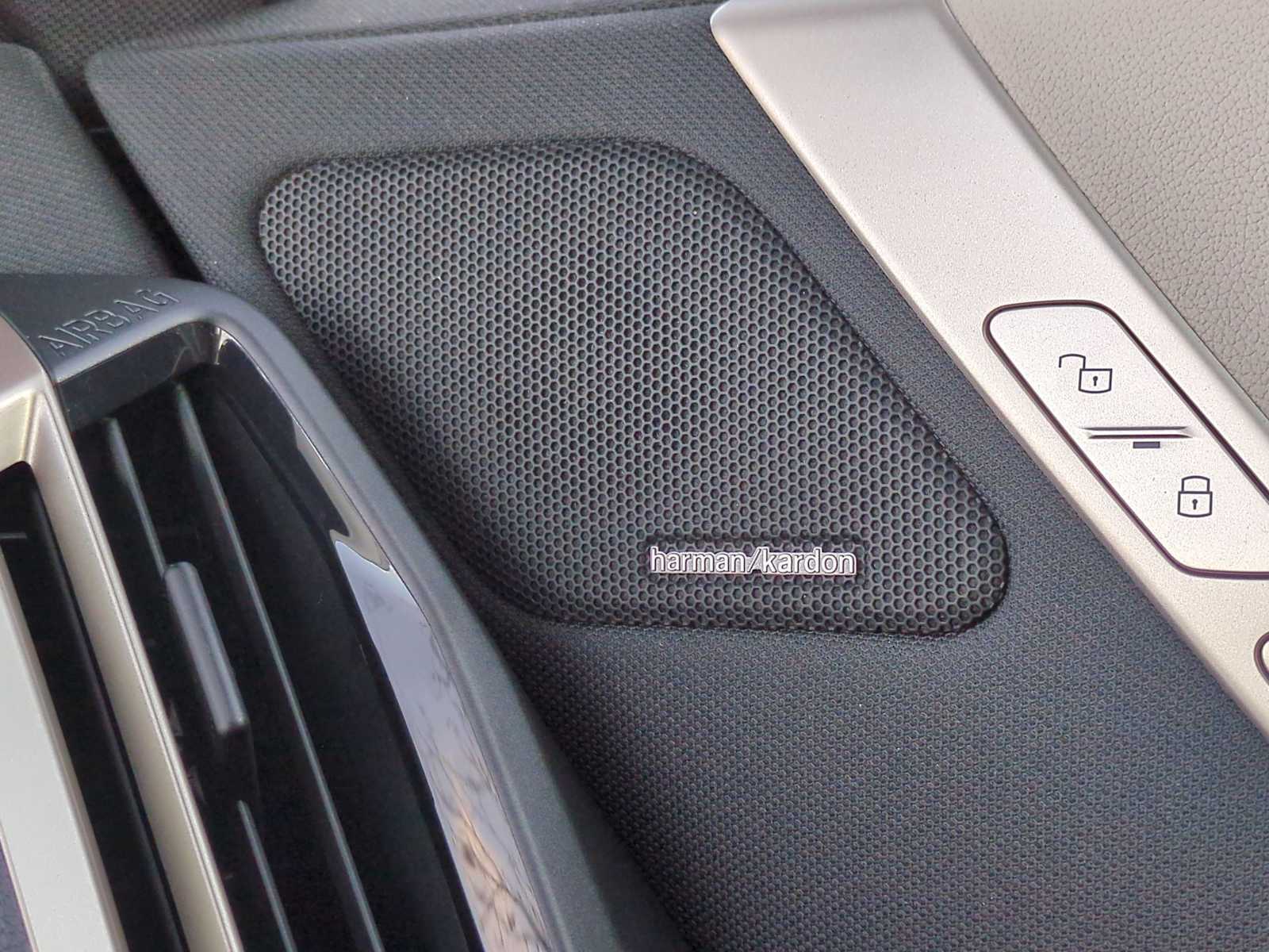 Thumbnail: 2025 BMW iX - 32