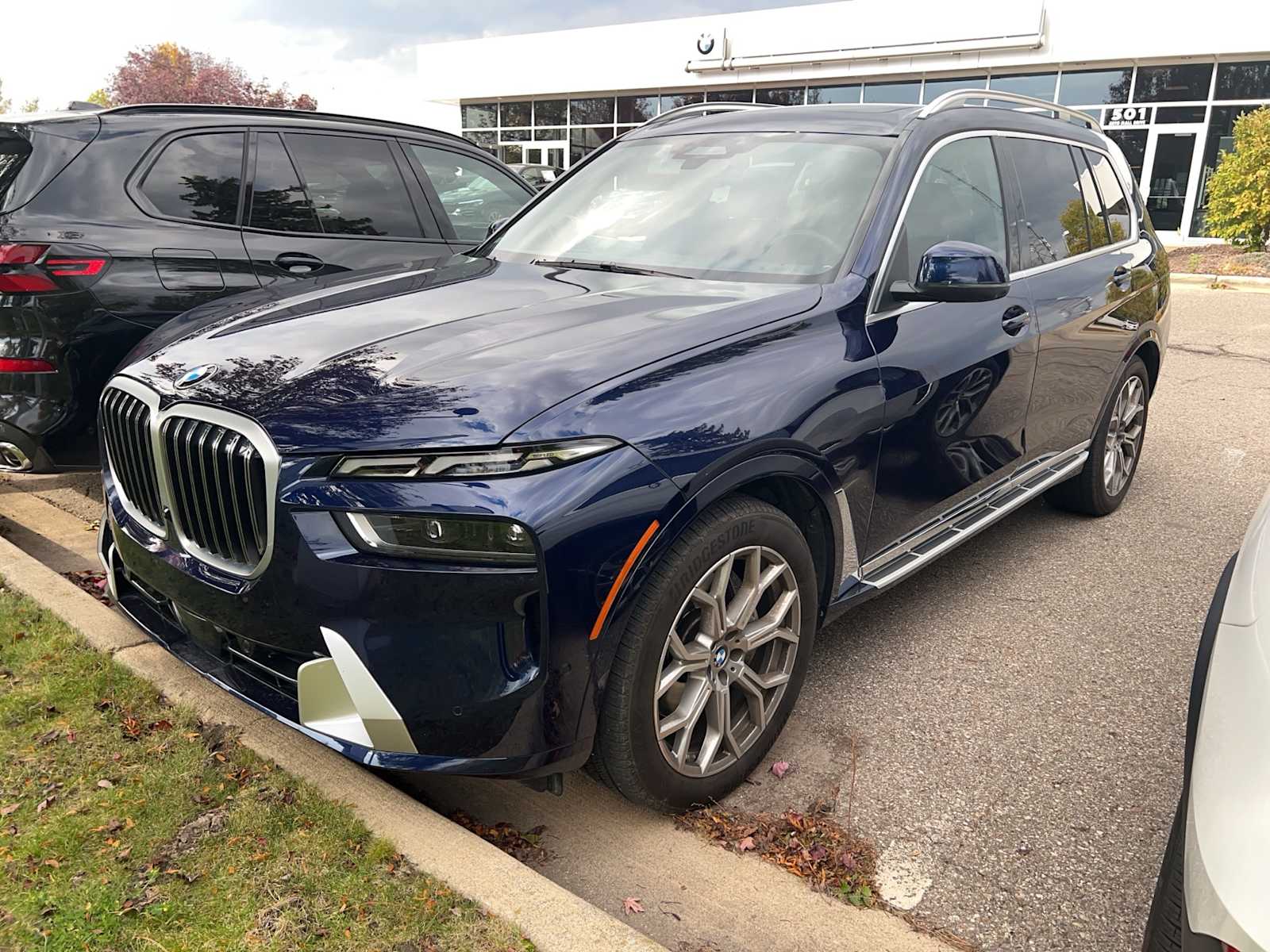 2023 BMW X7 40i's photo